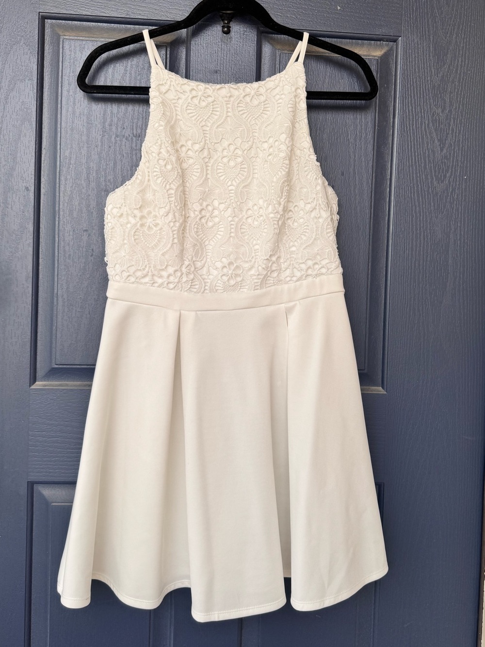 Francesca's Fit & Flare Sleeveless Dress Women’s ~ White with lace ~ Size Medium